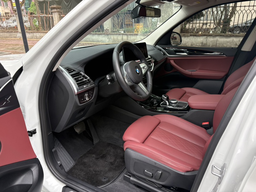 BMW X3 2024 car image #7