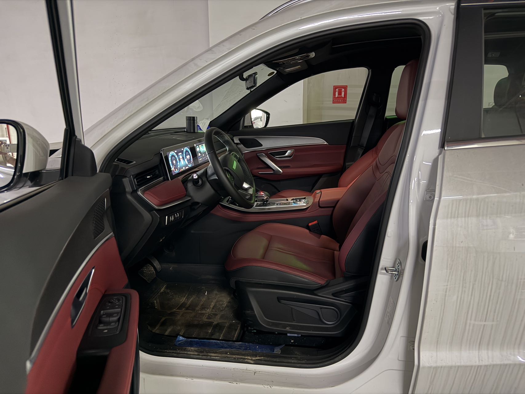 Jetour X70 PLUS 2026 #2 Jetour X70 PLUS 2026 car image #2
