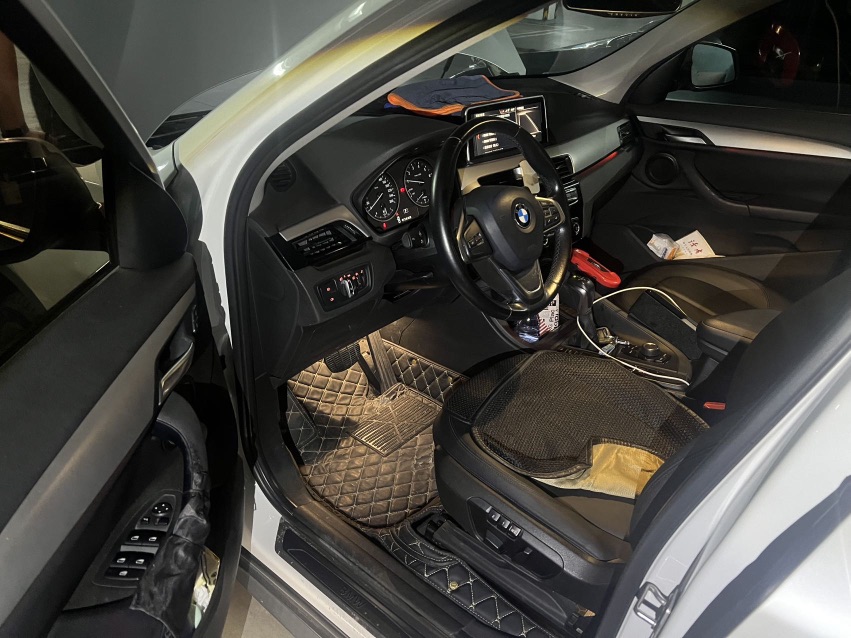 BMW X1 2018 car image #2