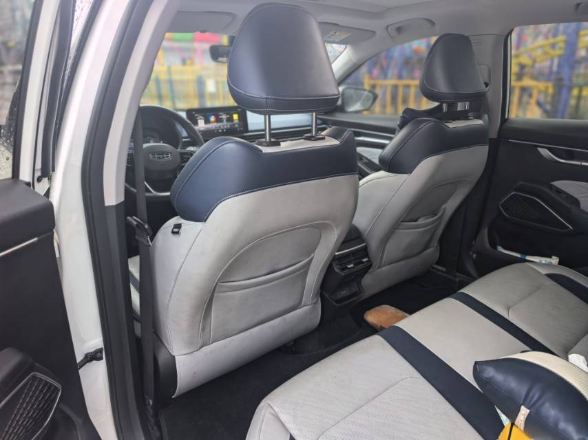GEELY Emgrand 2021 car image #4