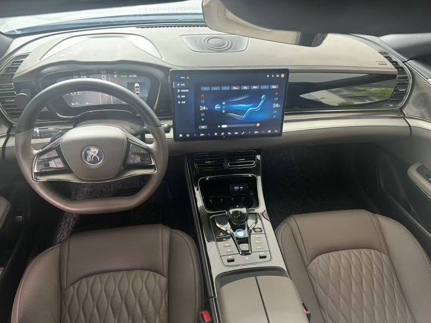 BYD Han 2025 #5 BYD Han 2025 car image #5
