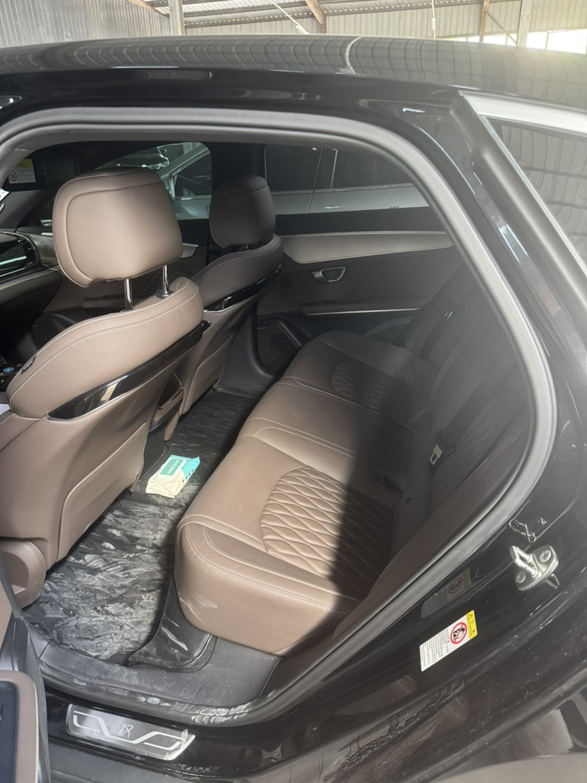 BYD Han 2023 #4 BYD Han 2023 immagine di auto #4