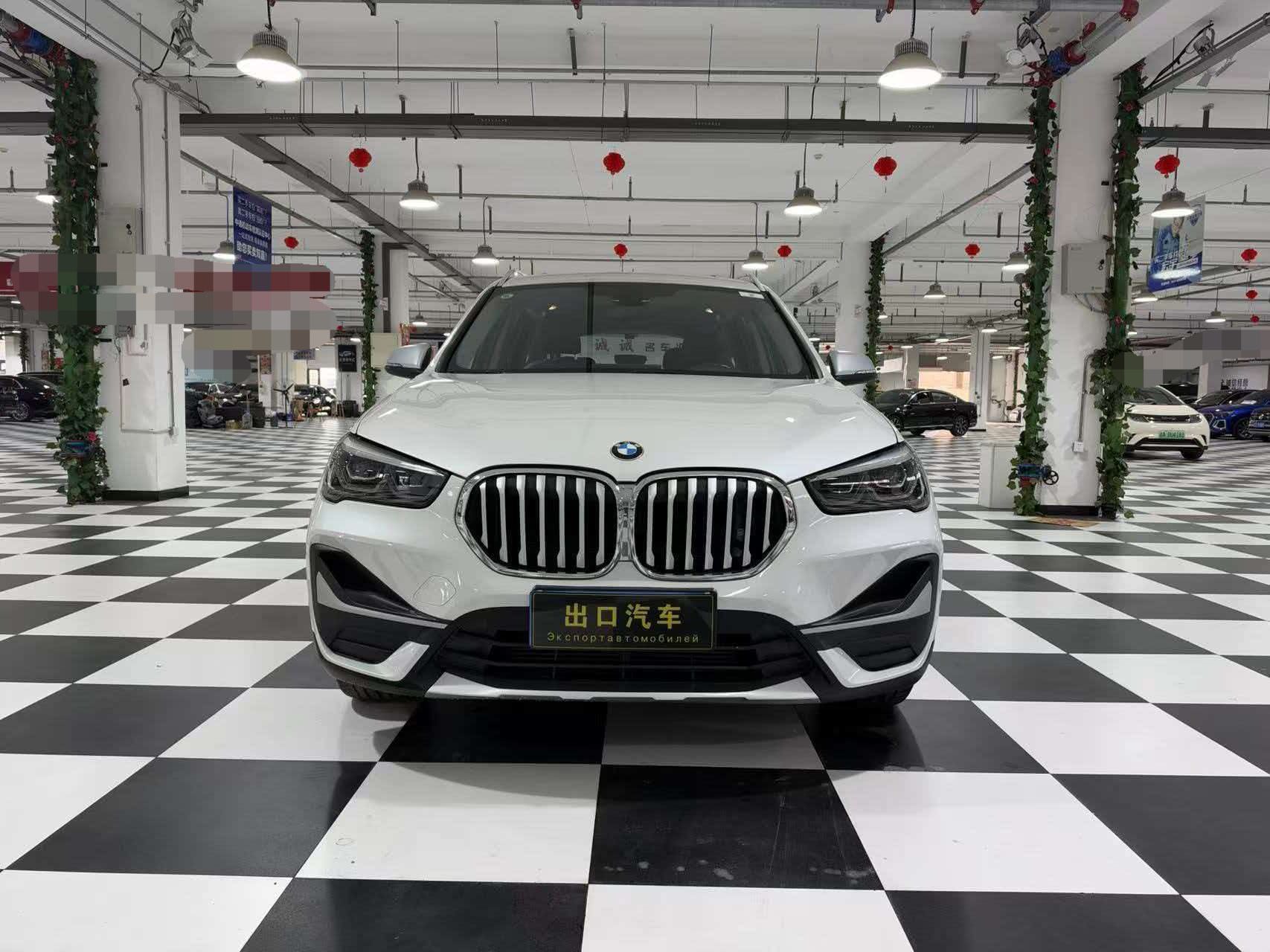 BMW X1 2022 car image #2