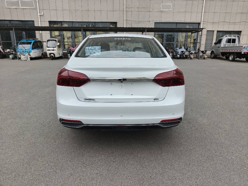 GEELY Emgrand 2020 #8 GEELY Emgrand 2020 car image #8