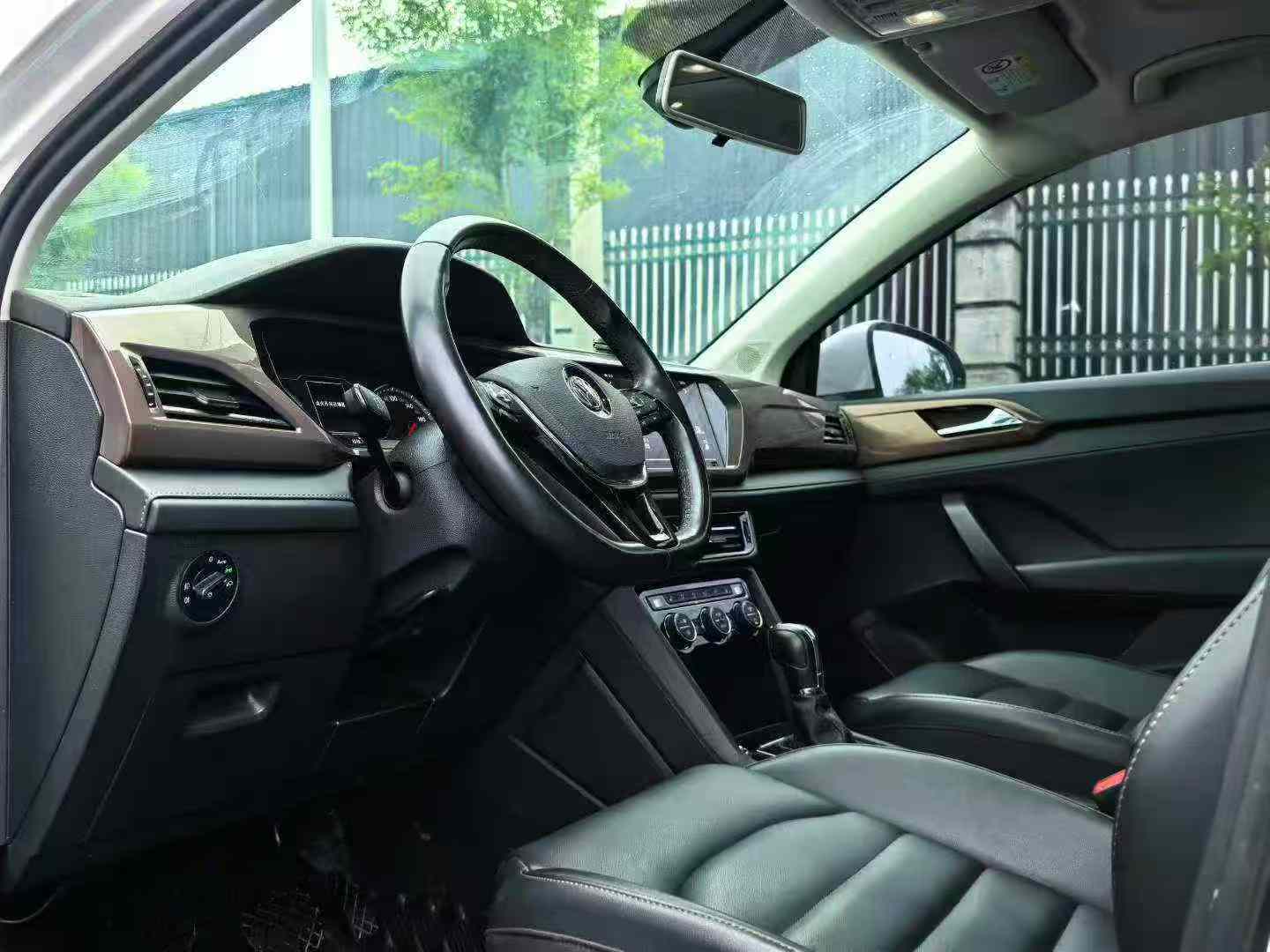 Volkswagen Tharu 2020 #4 Volkswagen Tharu 2020 car image #4