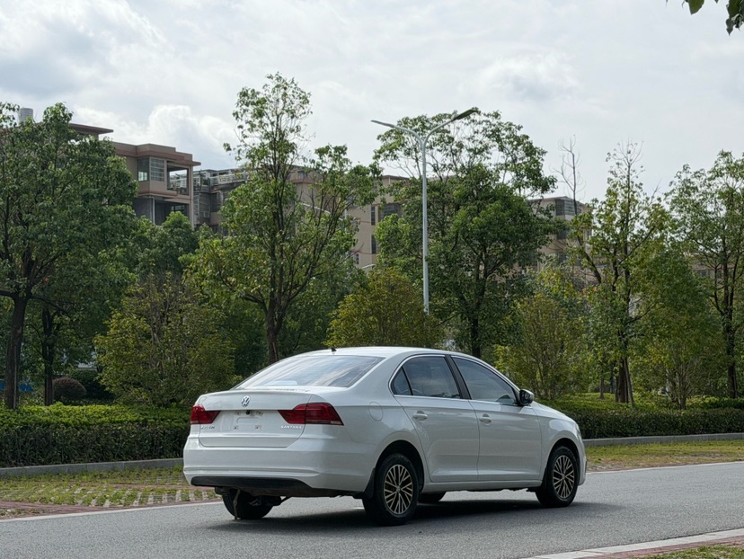 Volkswagen Santana 2019 car image #7