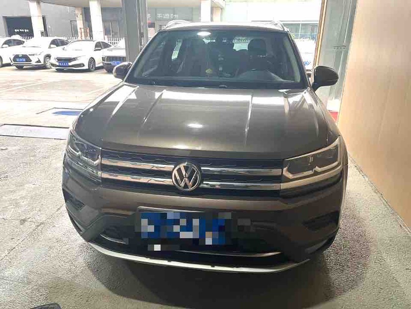 Volkswagen Tharu 2020 car image #2