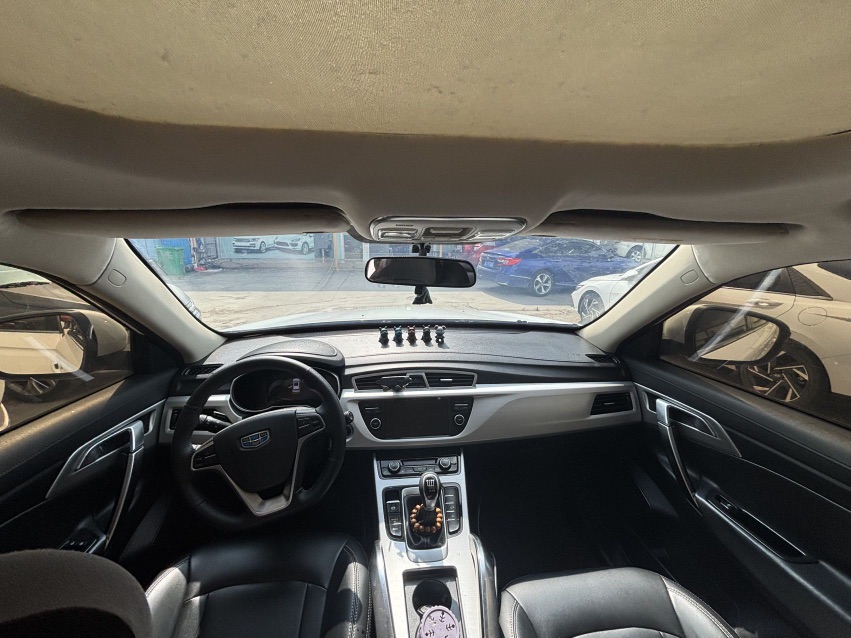 GEELY Boyue 2017 car image #5