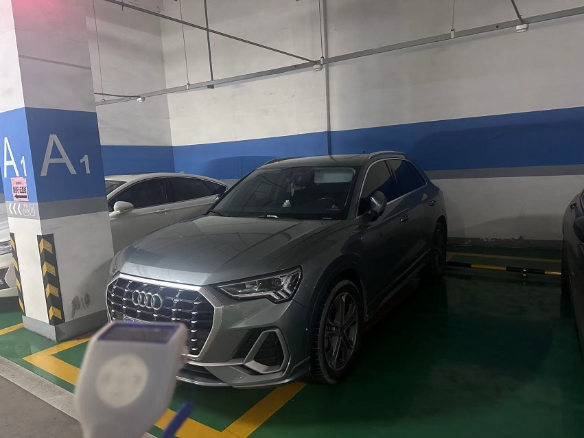 Audi Q3 2021 Audi Q3 2021 car image
