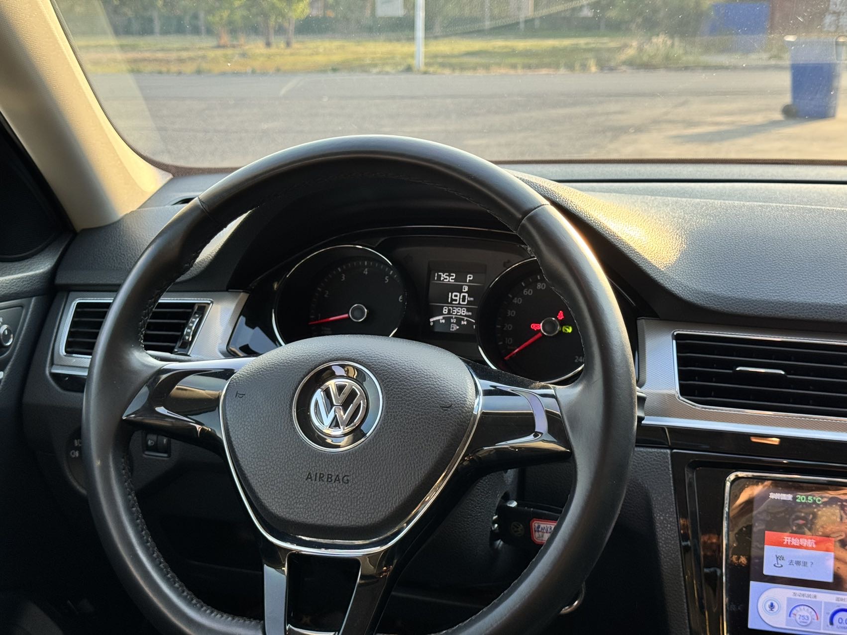 Volkswagen Bora 2016 car image #8