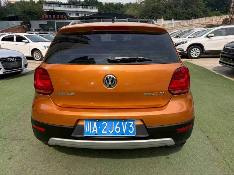Volkswagen Polo 2015 صورة سيارة #5
