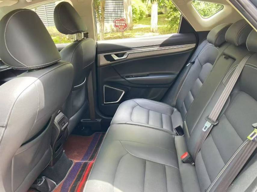 GEELY Emgrand GS 2017 car image #6