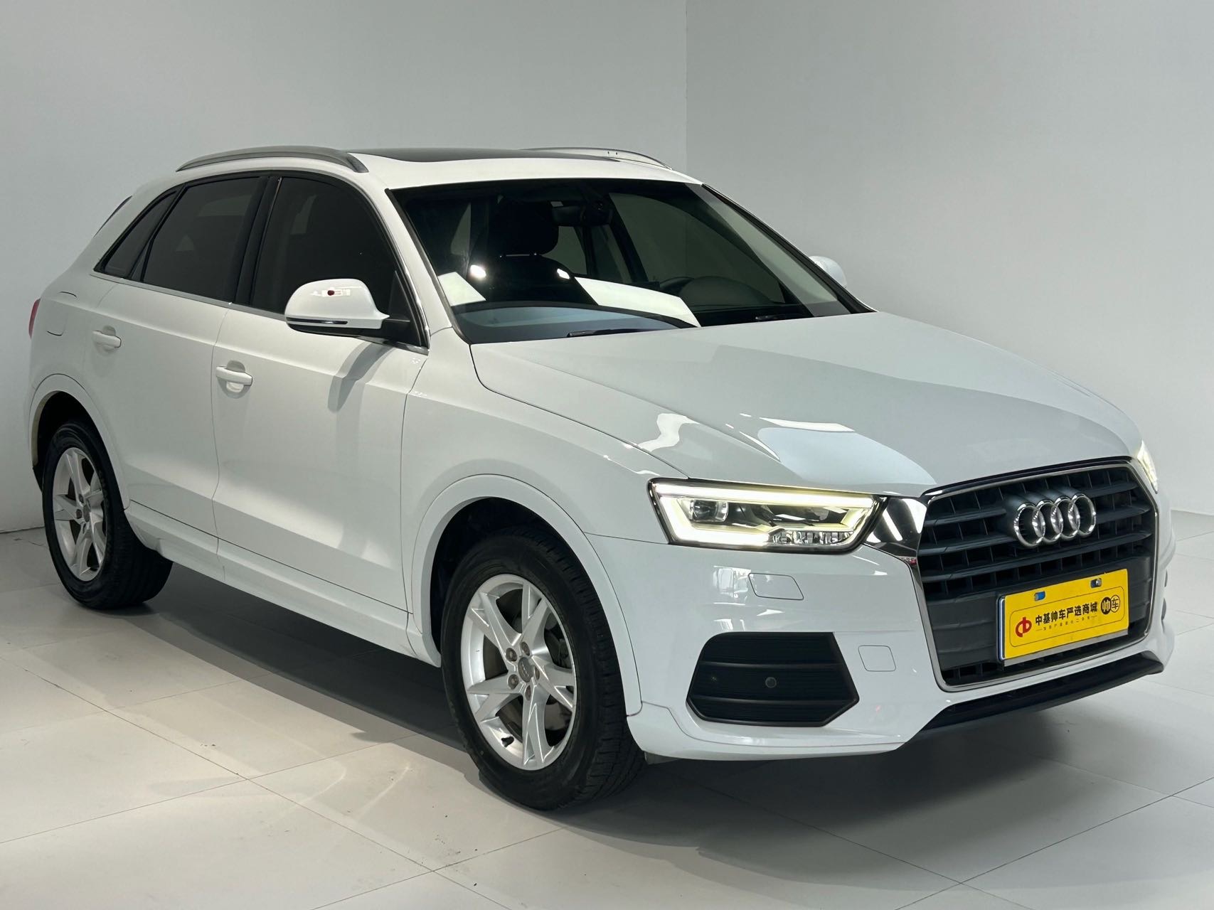 Audi Q3 2018 #3 Audi Q3 2018 изображение автомобиля #3