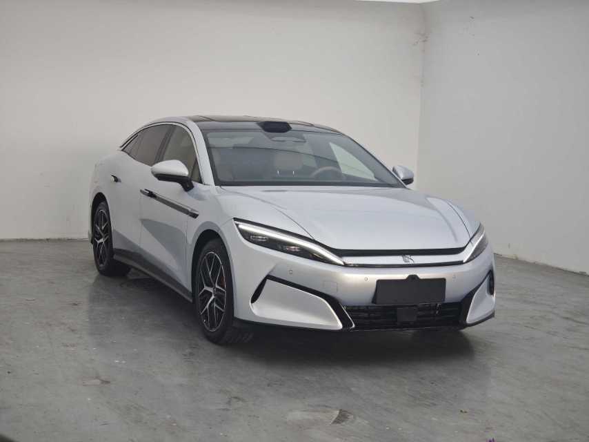 BYD HanL 2025 car image #3