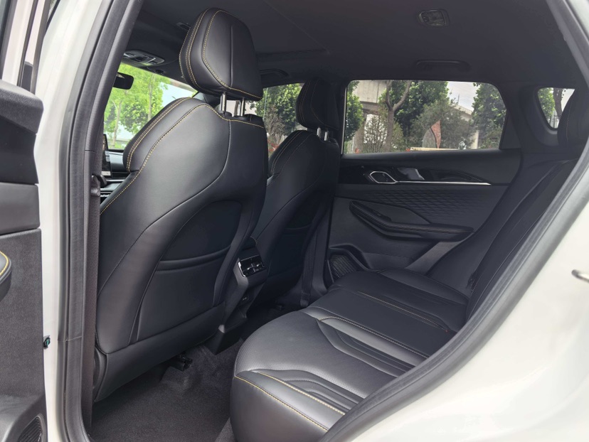 GEELY Coolray 2025 #7 GEELY Coolray 2025 car image #7