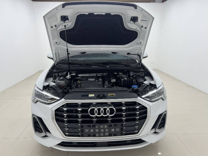 Audi Q3 2023 #7 Audi Q3 2023 car image #7