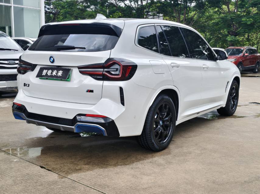 BMW iX3 2022 #3 BMW iX3 2022 изображение автомобиля #3