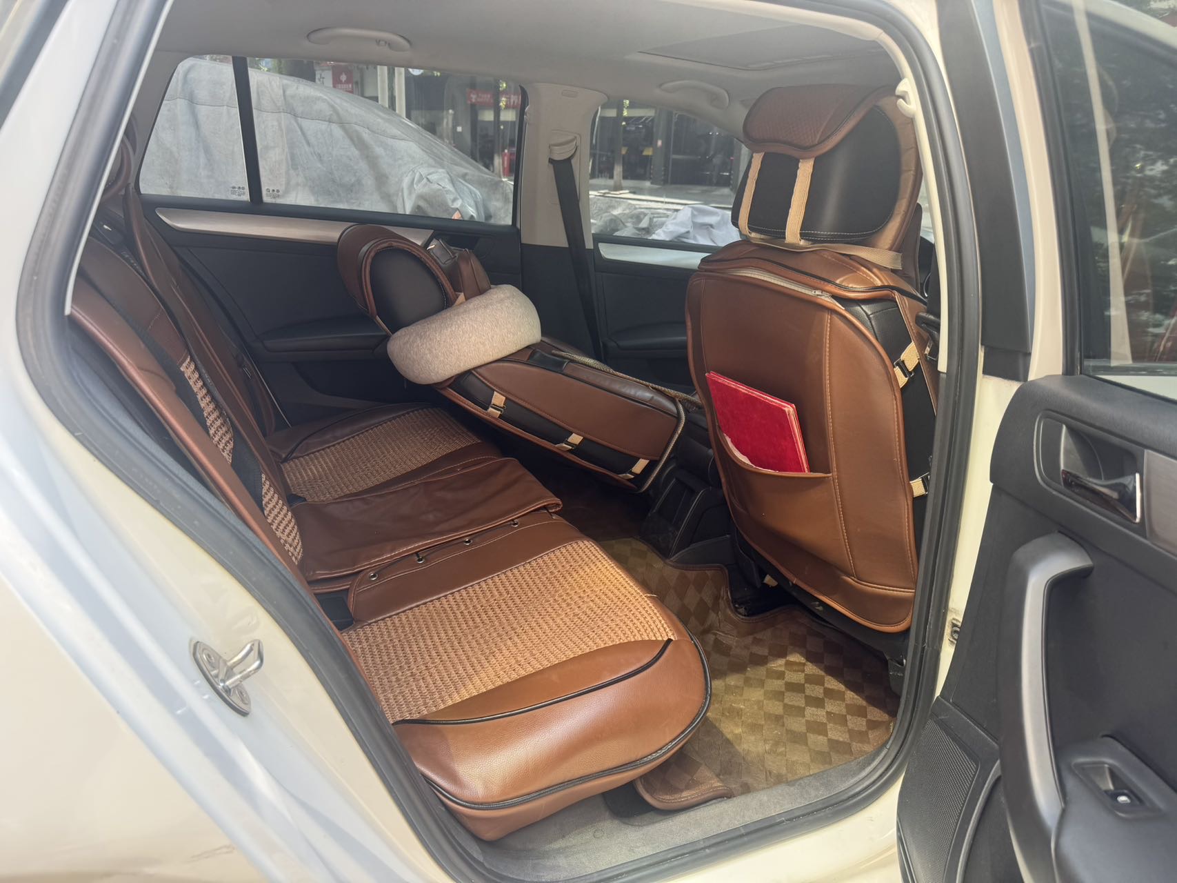 Volkswagen Santana 2016 car image #5