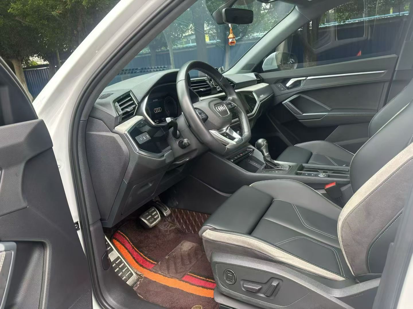 Audi Q3 2024 car image #7