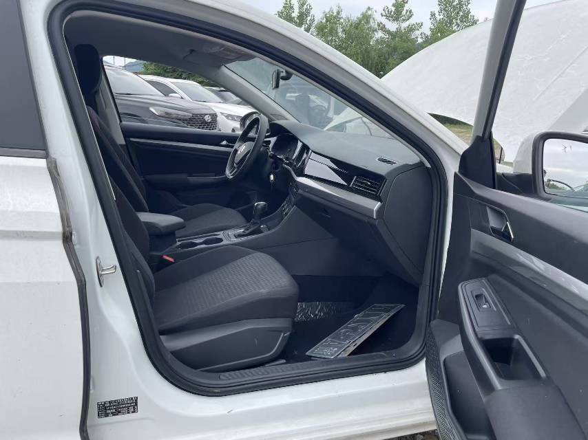Volkswagen Bora 2023 car image #5