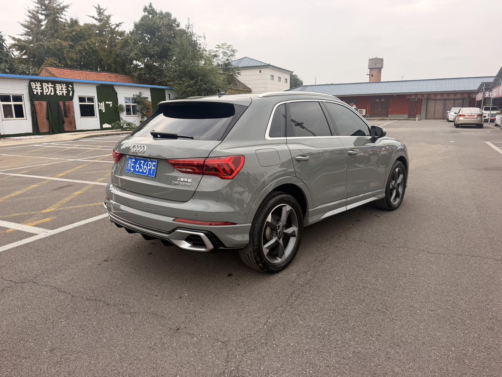 Audi Q3 2023 #4 Audi Q3 2023 car image #4