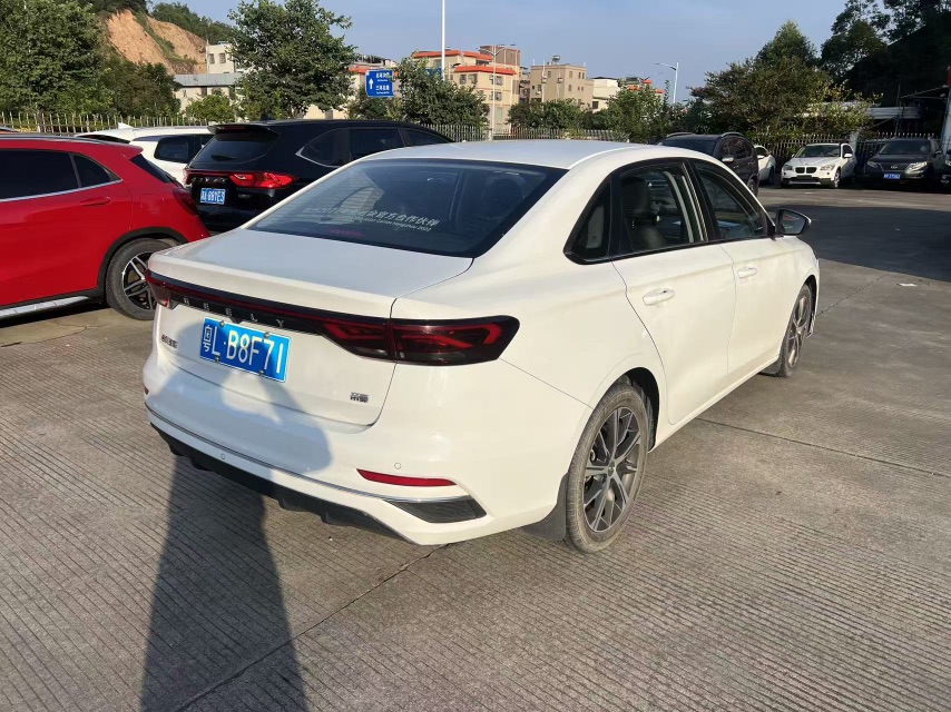 GEELY Emgrand 2022 car image #5
