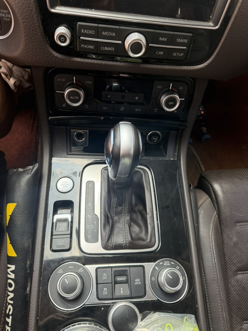 Volkswagen Touareg 2019 car image #8