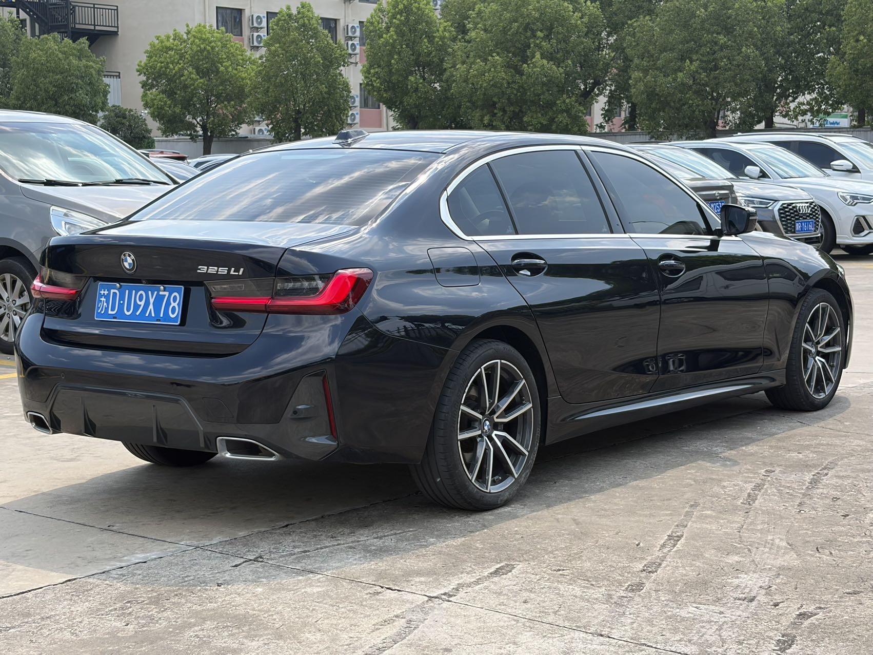 BMW 3 Series 2023 car image #10