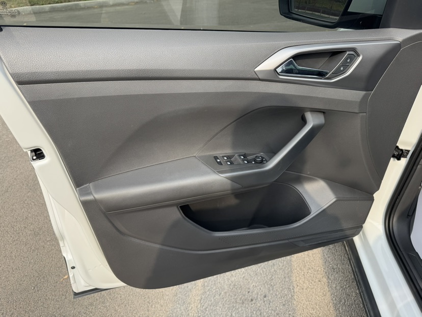 Volkswagen T-Cross 2023 #12 Volkswagen T-Cross 2023 car image #12
