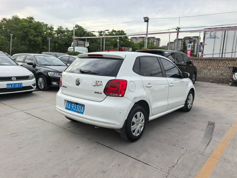 Volkswagen Polo 2013 #7 Volkswagen Polo 2013 изображение автомобиля #7