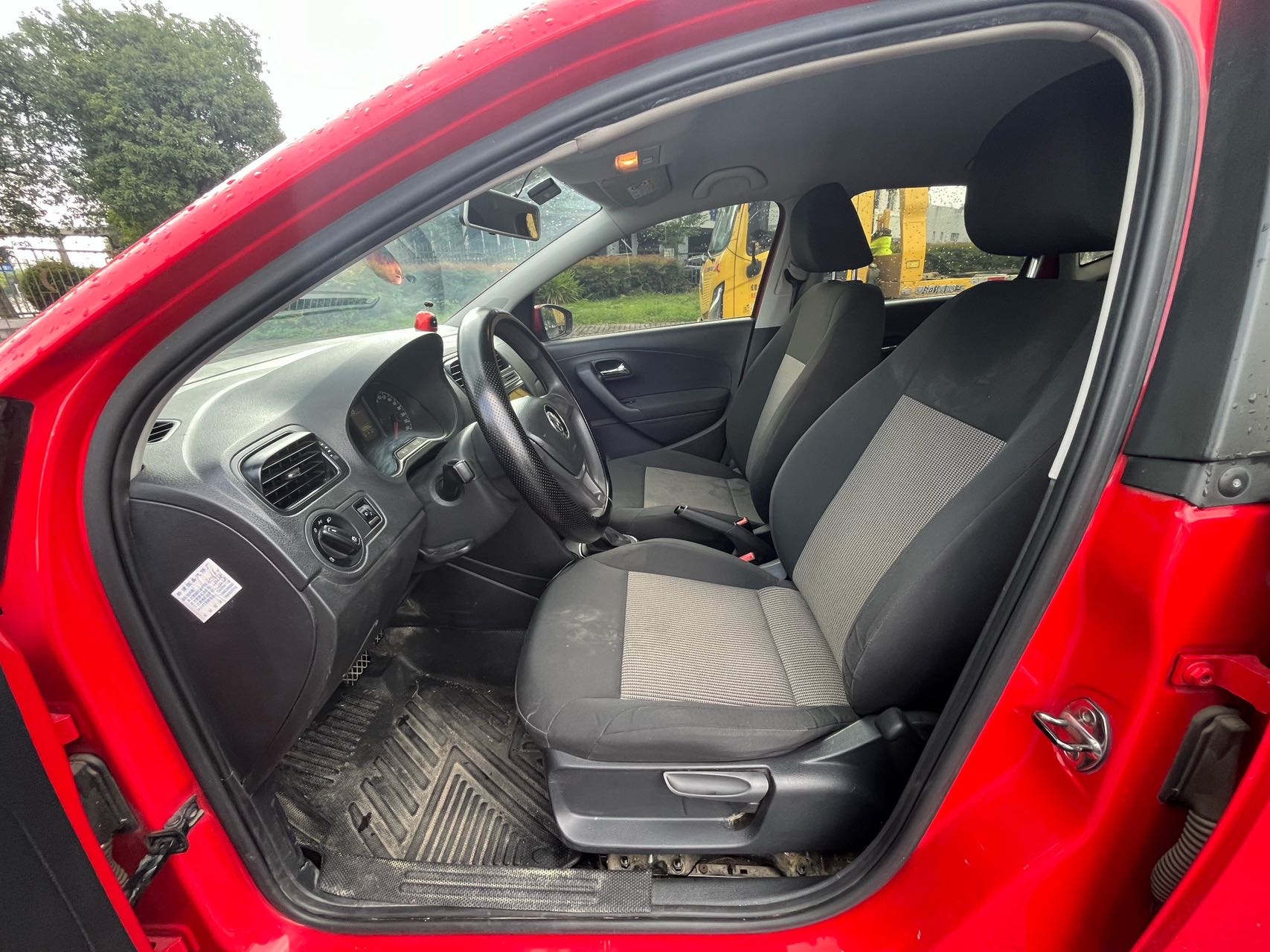 Volkswagen Polo 2018 car image #5