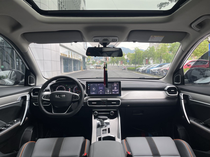 GEELY Coolray 2024 #6 GEELY Coolray 2024 изображение автомобиля #6