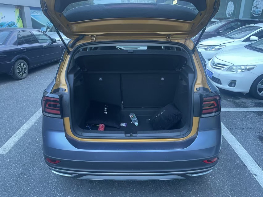 Volkswagen T-Cross 2021 #8 Volkswagen T-Cross 2021 car image #8