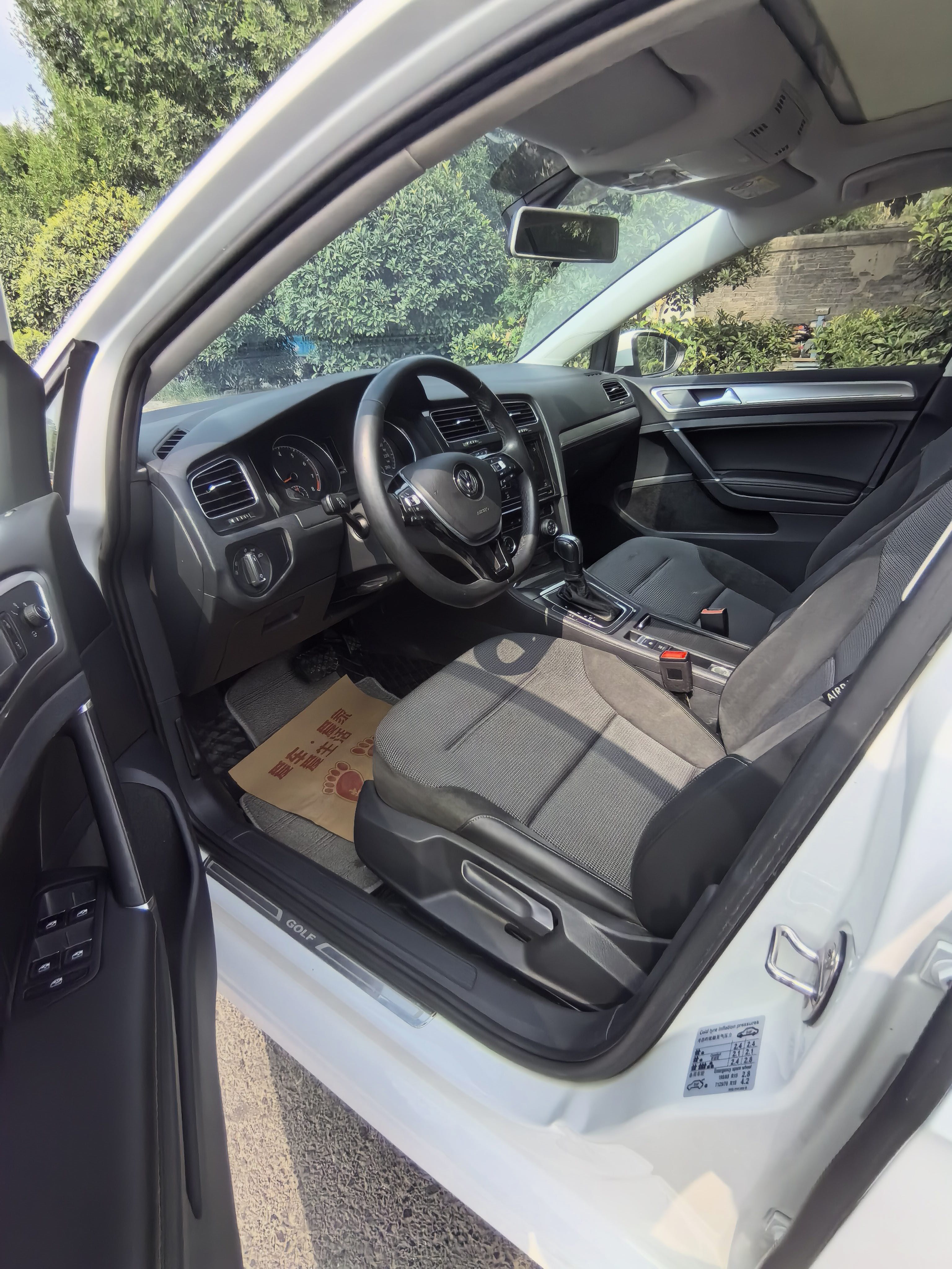 Volkswagen Golf 2019 #8 Volkswagen Golf 2019 car image #8