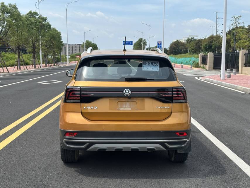Volkswagen T-Cross 2021 car image #8