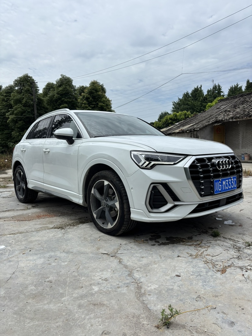 Audi Q3 2023 #2 Audi Q3 2023 car image #2