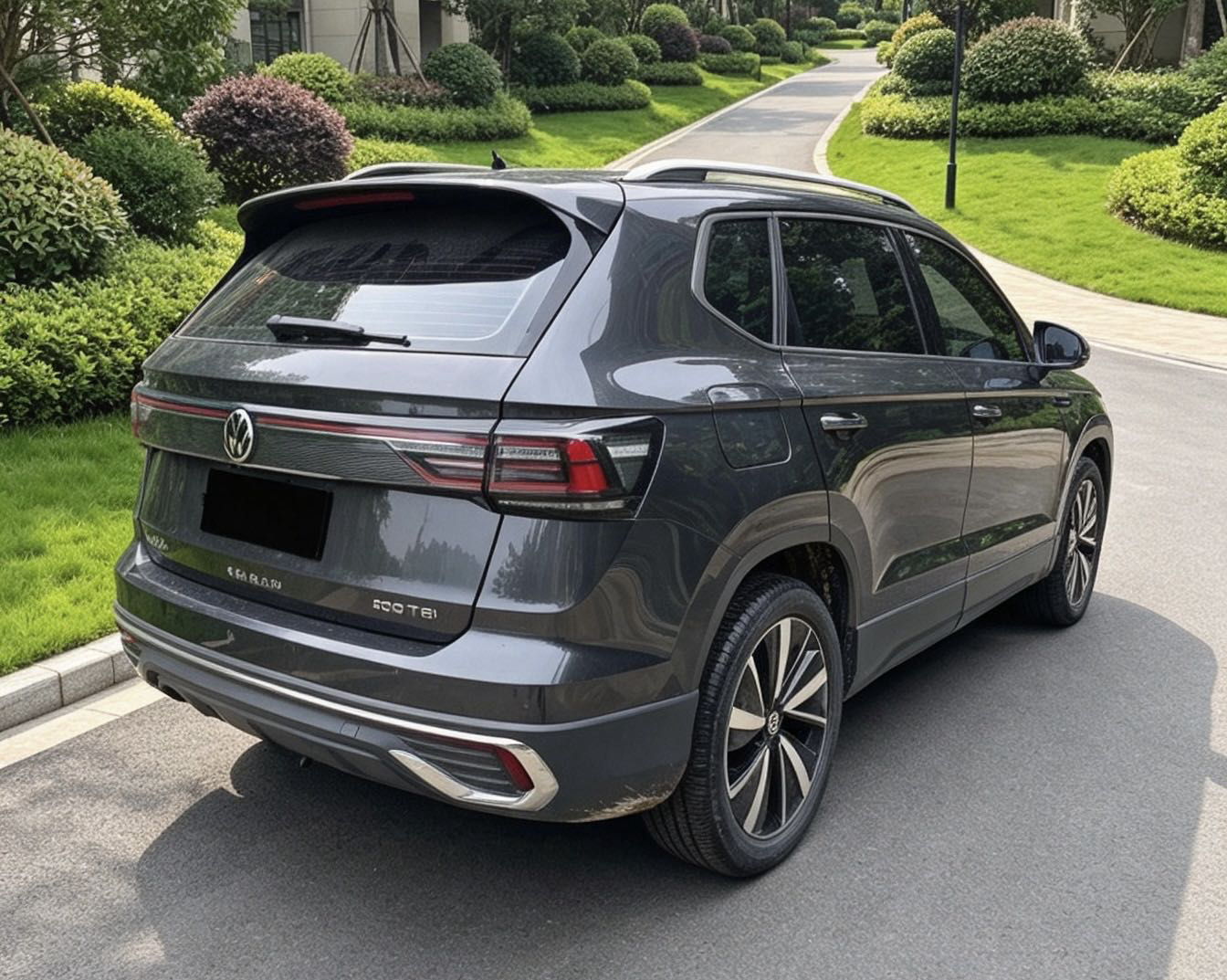 Volkswagen Tharu 2023 car image #9