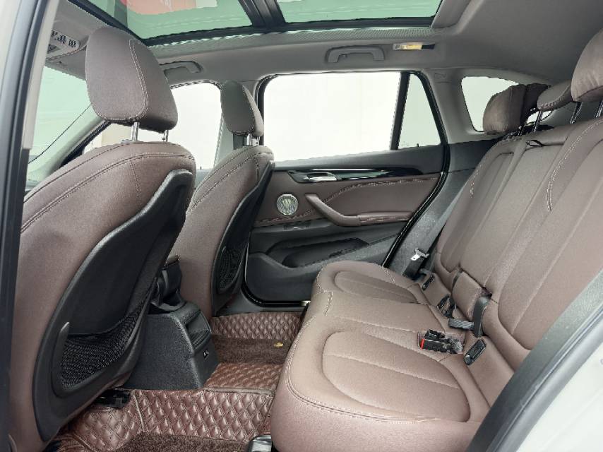 BMW X1 2022 #8 BMW X1 2022 car image #8