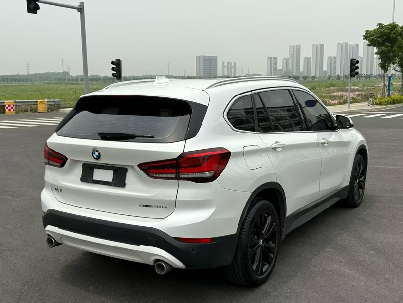 BMW X1 2021 #8 BMW X1 2021 car image #8