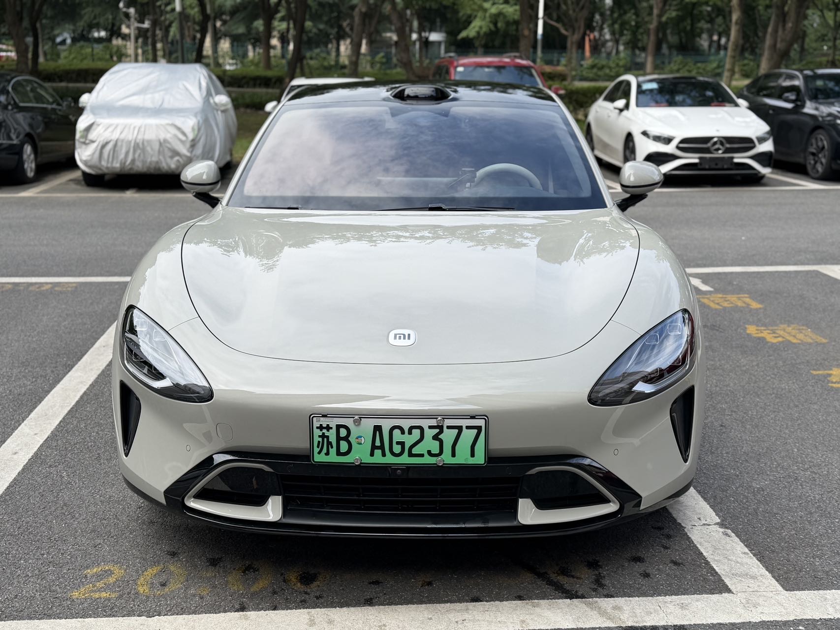 MI SU7 2025 MI SU7 2025 car image
