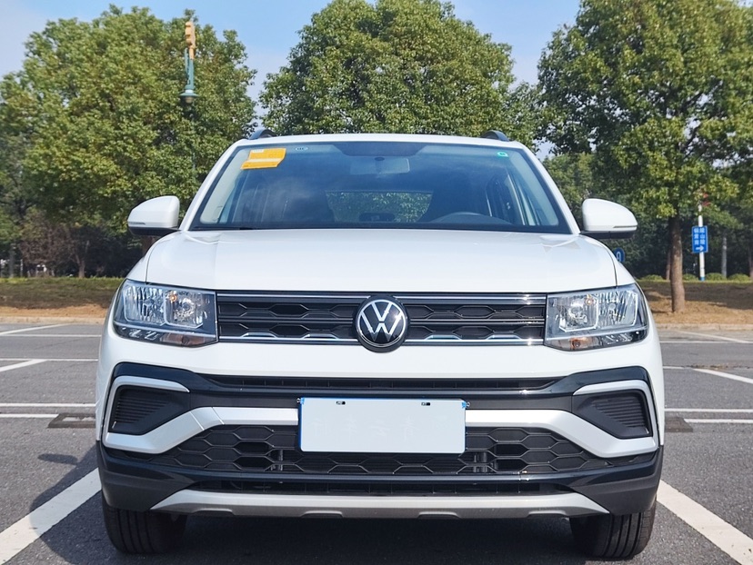 Volkswagen T-Cross 2023 #2 Volkswagen T-Cross 2023 car image #2