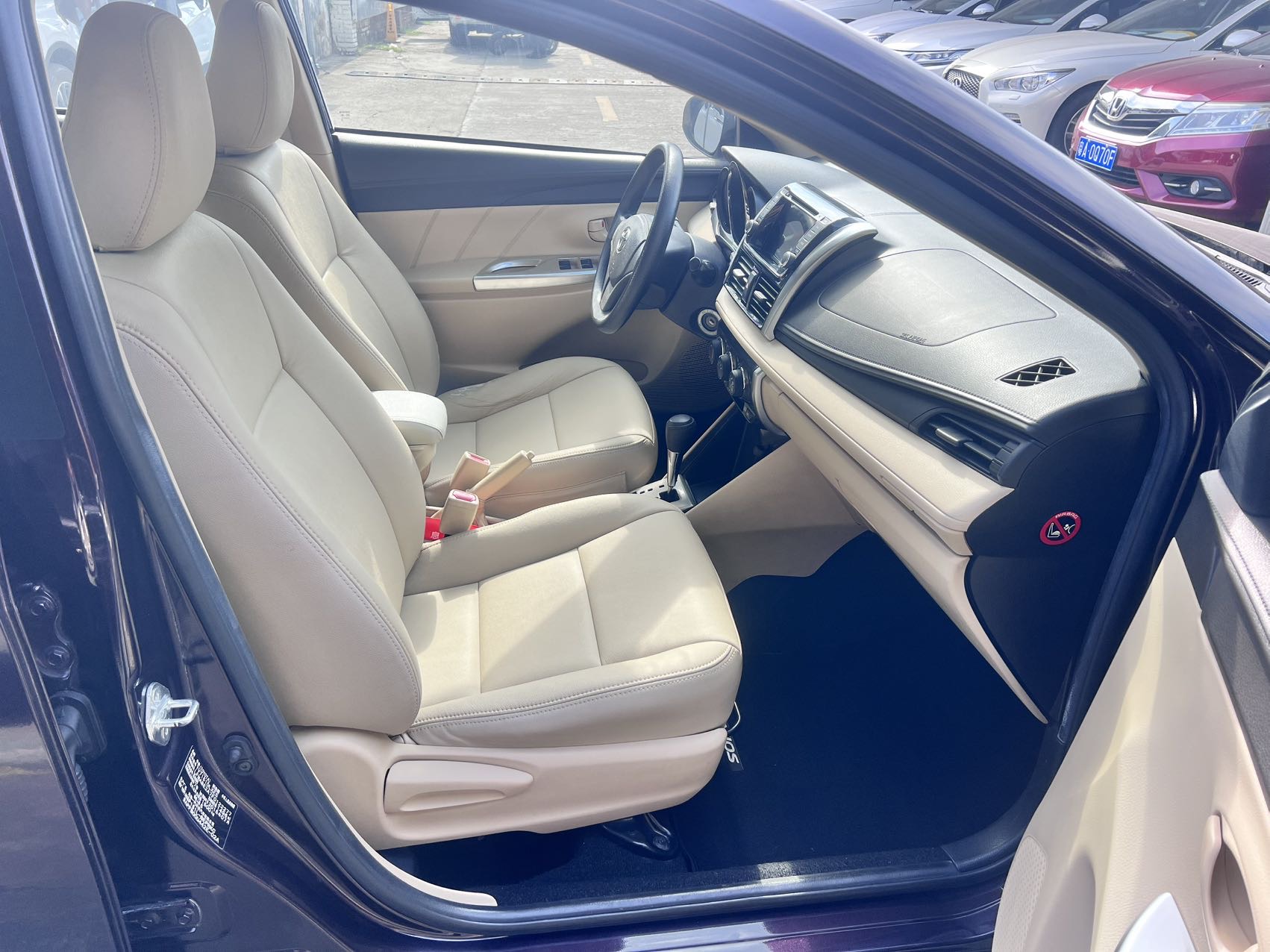 Toyota Vios 2015 imagem de carro #8
