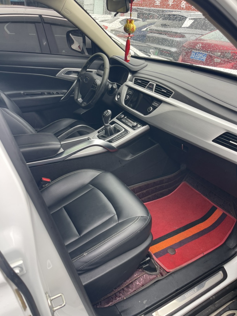 GEELY Boyue 2017 car image #2