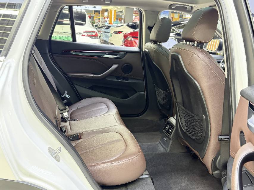 BMW X1 2020 #2 BMW X1 2020 car image #2