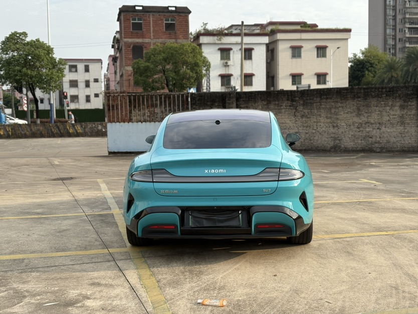 MI SU7 2024 car image #5