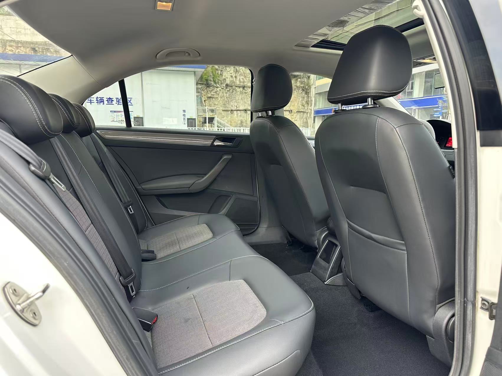 Volkswagen Santana 2019 car image #9