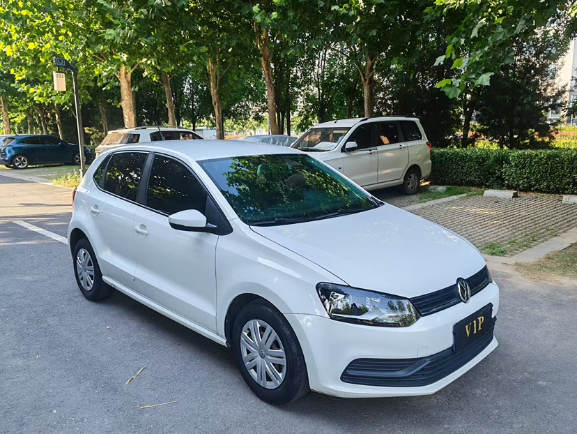 Volkswagen Polo 2019 car image #3