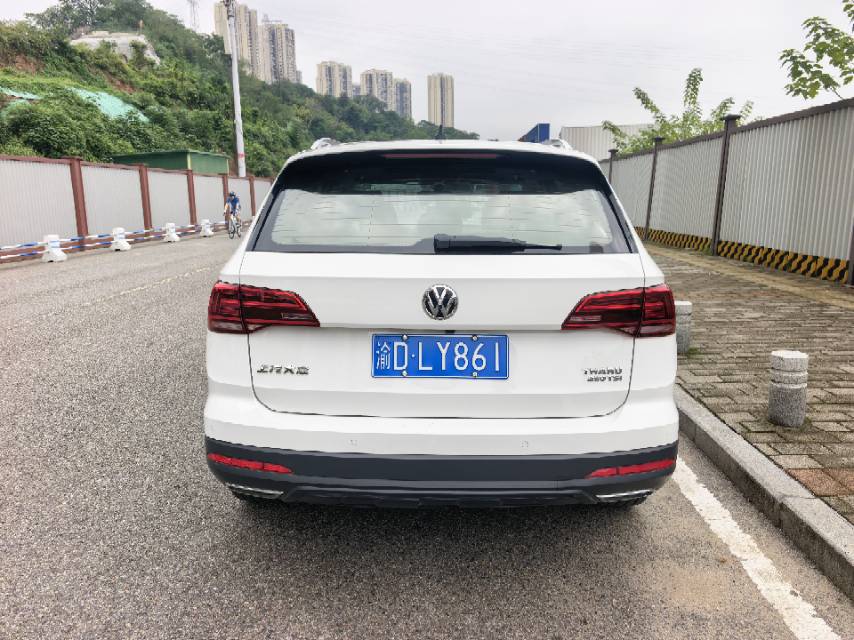 Volkswagen Tharu 2019 car image #15