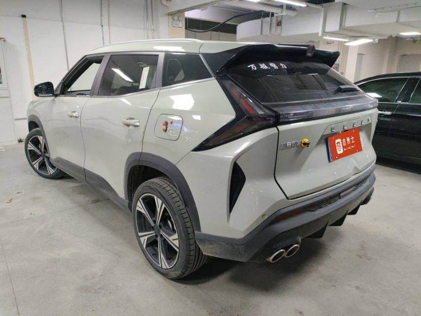 GEELY Boyue 2023 car image #9