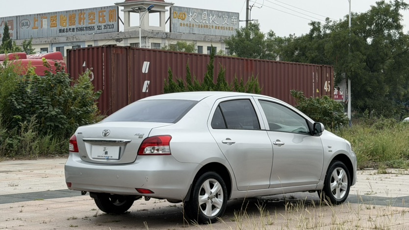 Toyota Vios 2010 car image #6